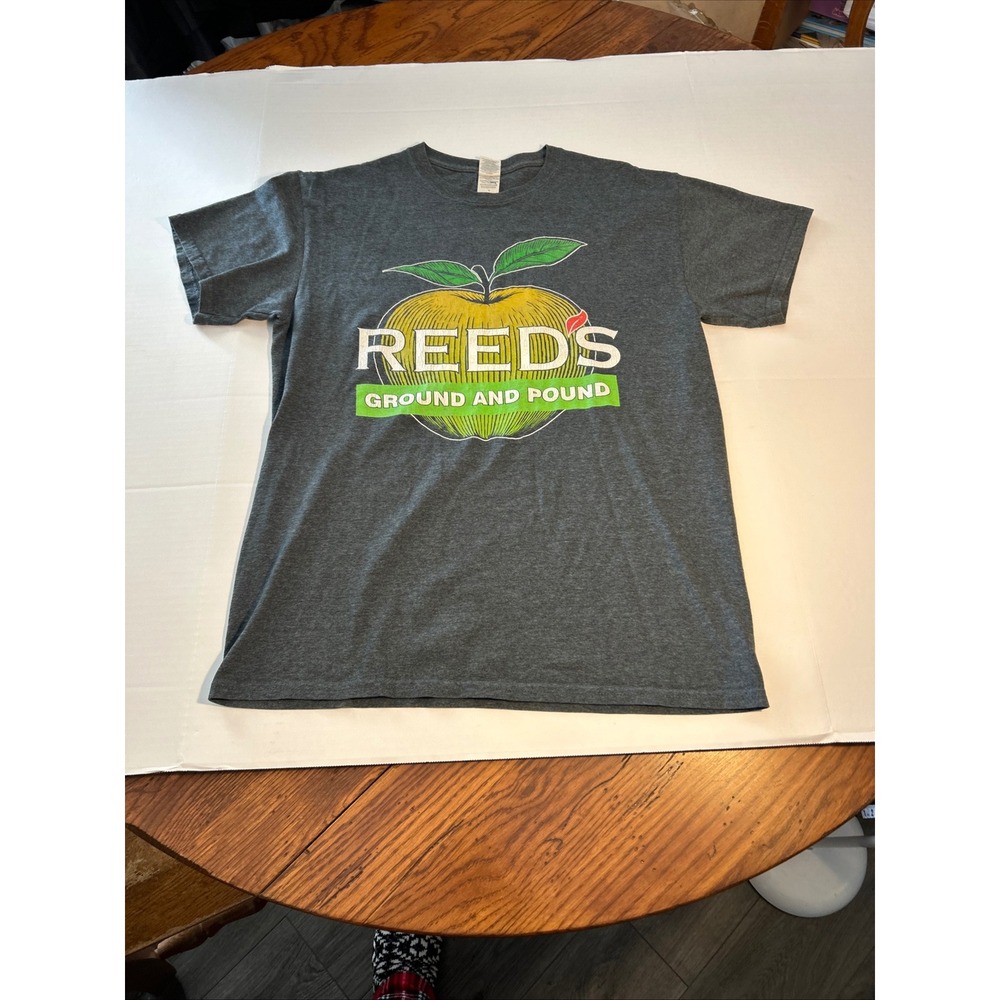 Reeds Ground and Pound Apple Graphic‎ T-Shirt Mens Medium Charcoal Grey Heather